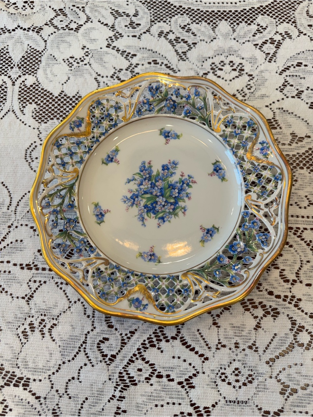 Schumann Bavaria Forget Me Not Reticulated Plate 8.5” Gold Trim Germany Vintage